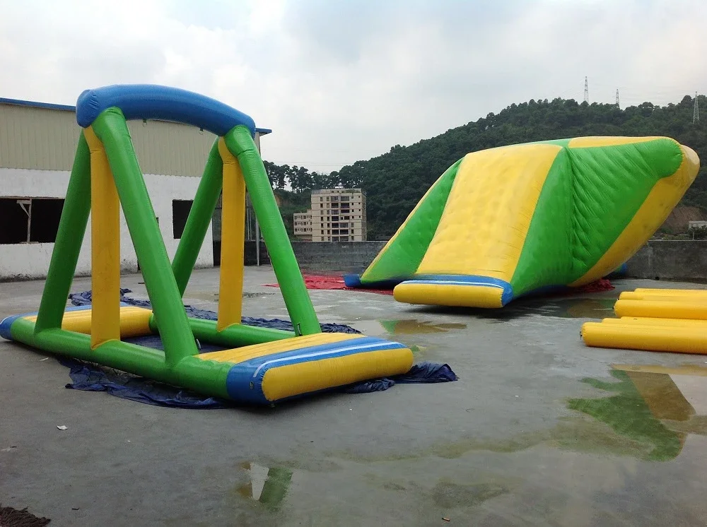 Parque aquático inflável de melhor qualidade e preço para crianças e adultos