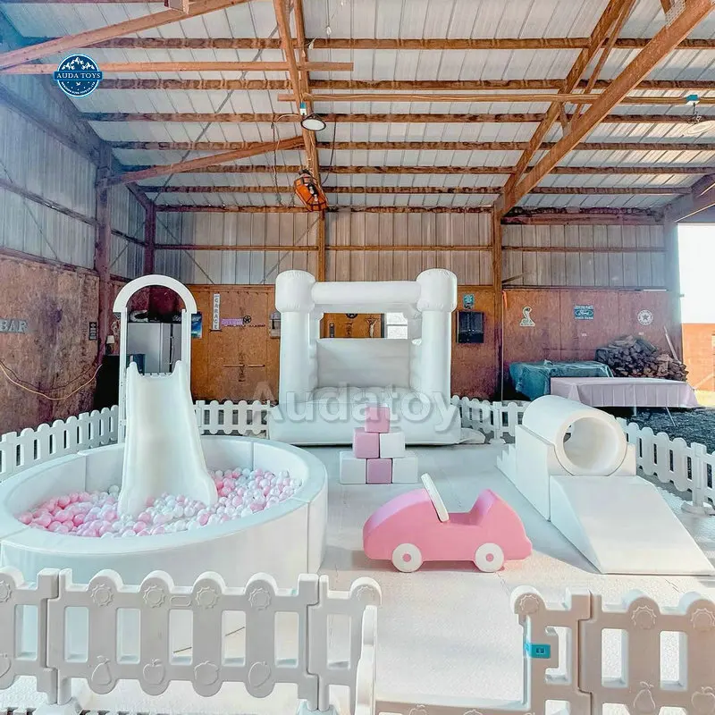 Soft Pink And White Kids Soft Play Equipment Indoor Playground With 500kg Capacity For Commercial Use