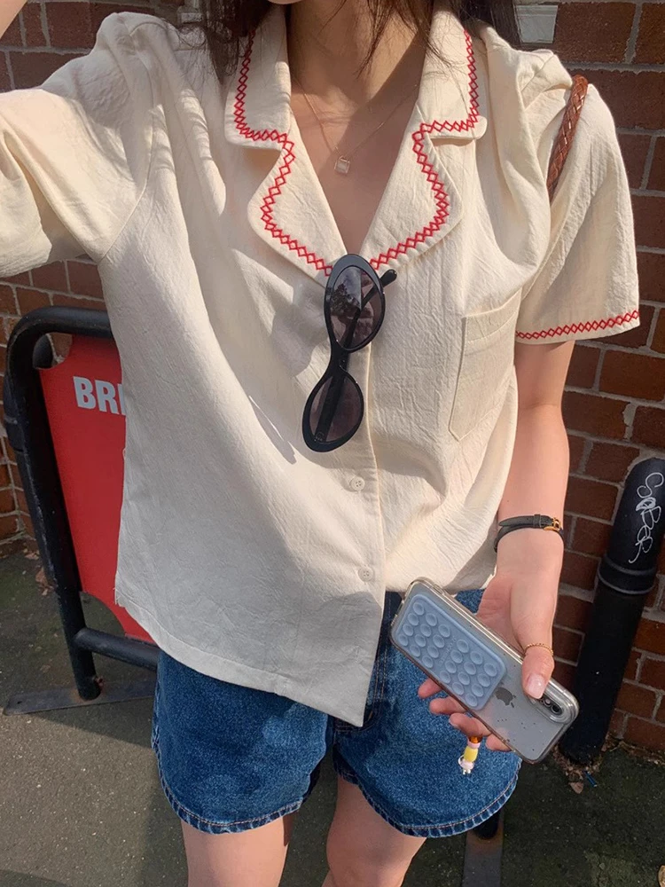 

Retro Chic Summer ort Sve irt Korean Sle Loose Fit Tailored Collar Embroidered Trim Versatile Women's Faion