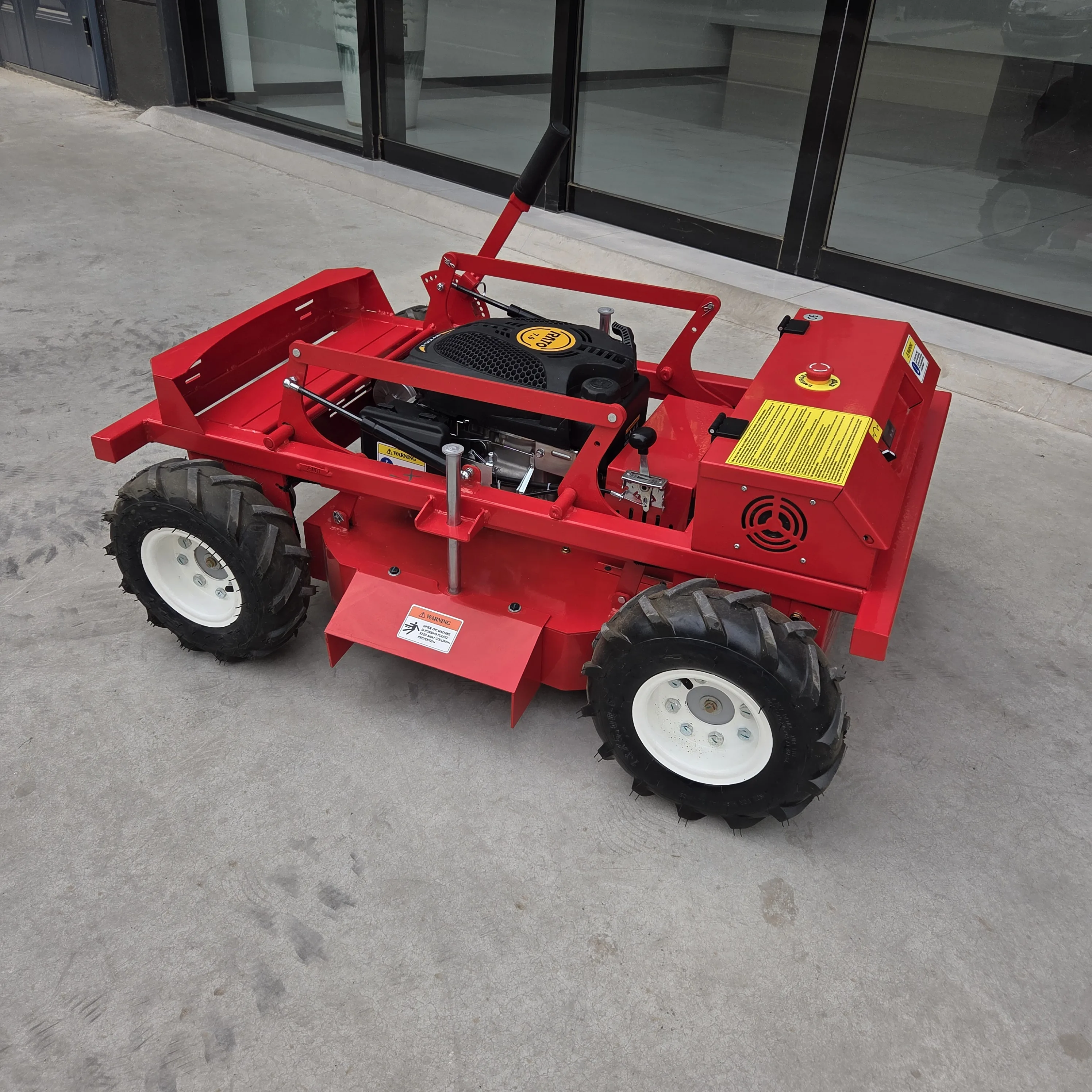 Cortacésped de huerto con control remoto con ruedas, cortacésped de pendiente de banco de río, recuperación de tierras muéreas, robot de corte personalizado