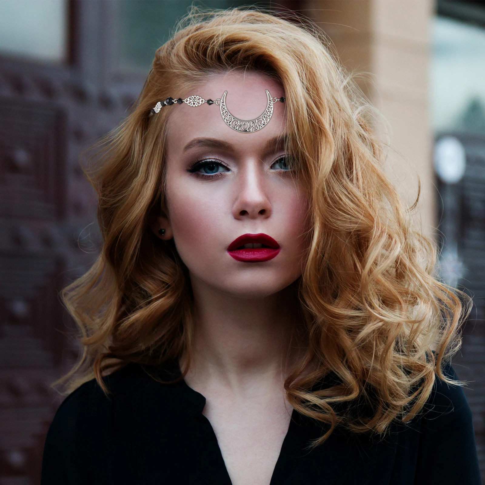 

2Pcs Retro Headchain Delicate Forehead Bridal Headdress Wedding Hair Rhinestone Birthday Moon Shape Accessories