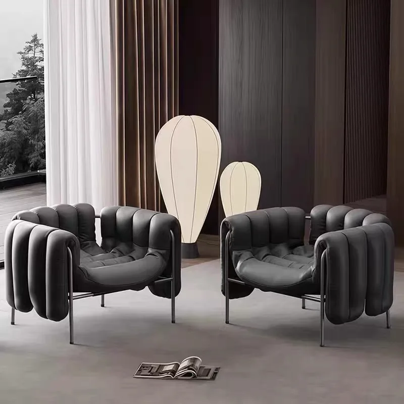 MOMO Single Sofa Chair Italian Minimalist Puff Chair Living Room Light Luxury Quiet Style Leisure Single Chair Designer