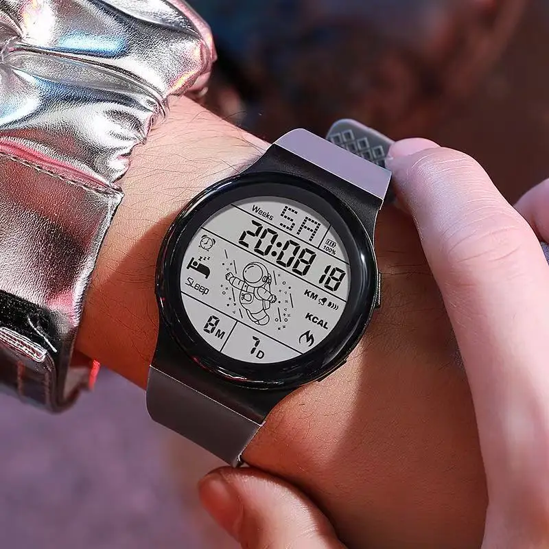 

Astronauts, Black Technology, Electronic Watches, Boys and Girls, High School Students, Trendy Middle School Students, High Scho