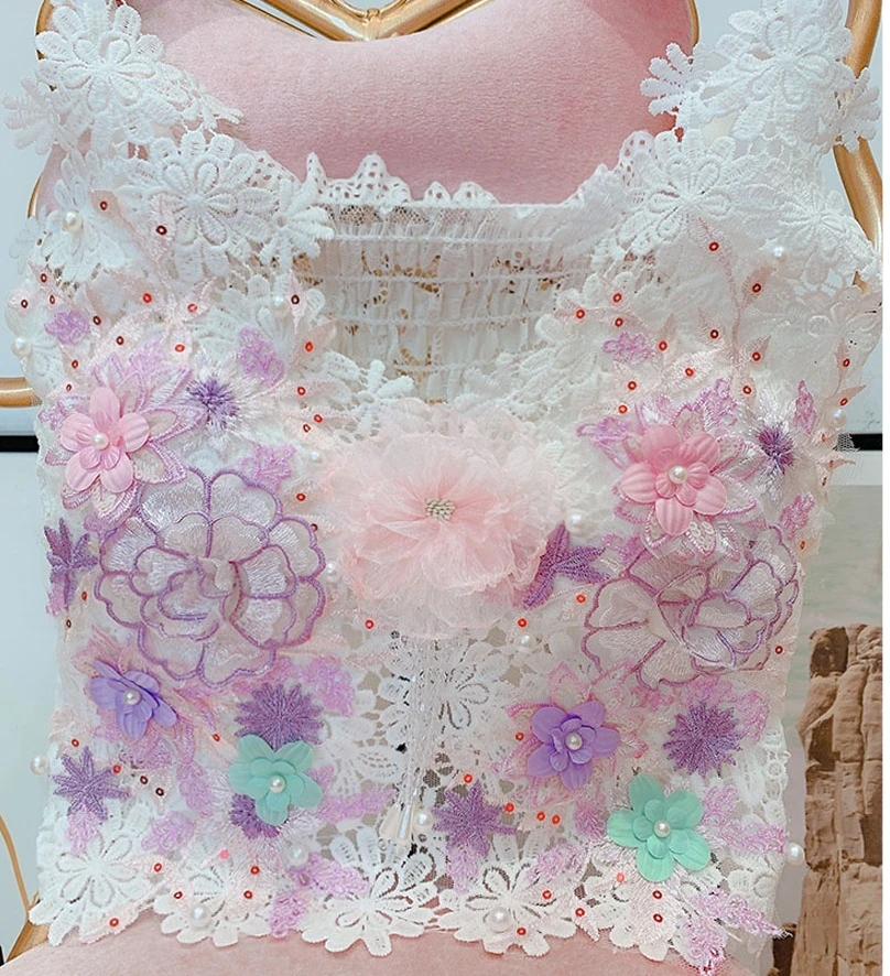 Lace Crop Tops Women Summer New Sweet Tridimensional Flower Lace Vest Sexy V-neck Sleeveless Top Korean Fashion Clothing