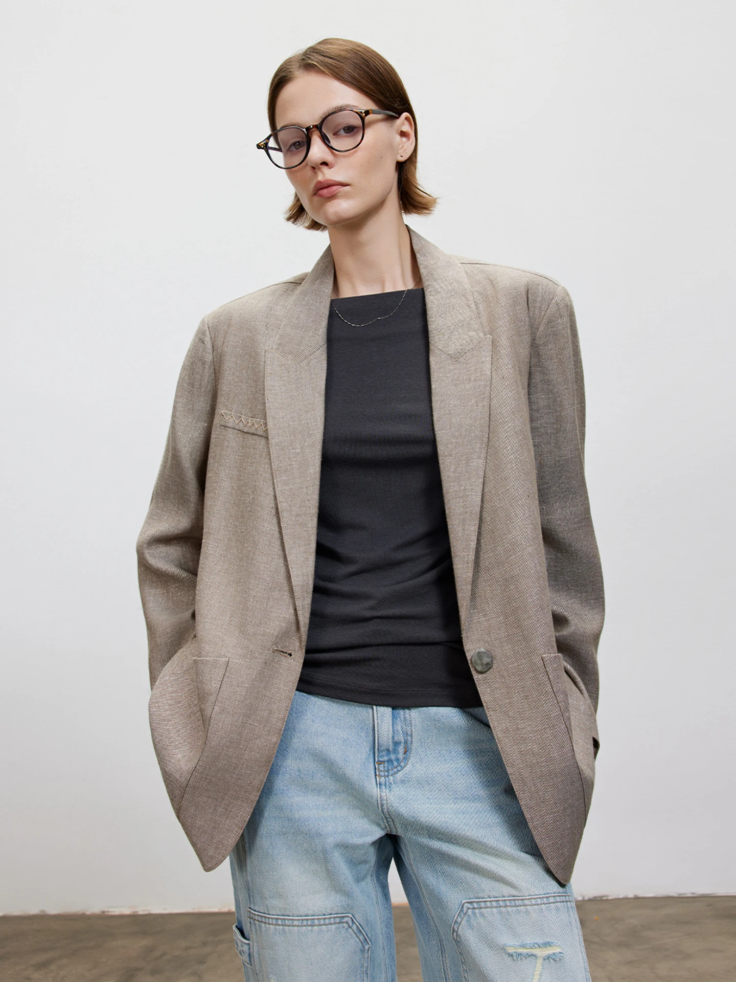 

LUR 2026 Spring New Loose Linen Suit Jacket Women Casual Design Classic Style Long Sleeve Breathable Comfortable Fitted Coat