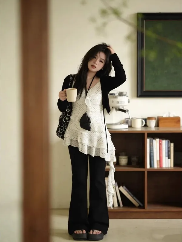 

Летний модный комплект 2026 для женщин больших размеров: черный асимметричный топ без рукавов и кардиган, комплект из двух предметов, повседневная одежда