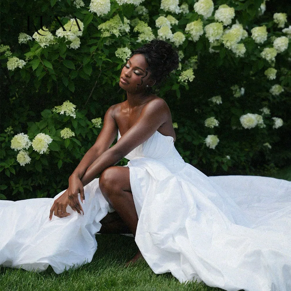 KUXA Customized Elegant Strapless Sweetheart Wedding Gown Draped Fitted Bodice Flowy A‑Line Long Chapel Train Wedding D