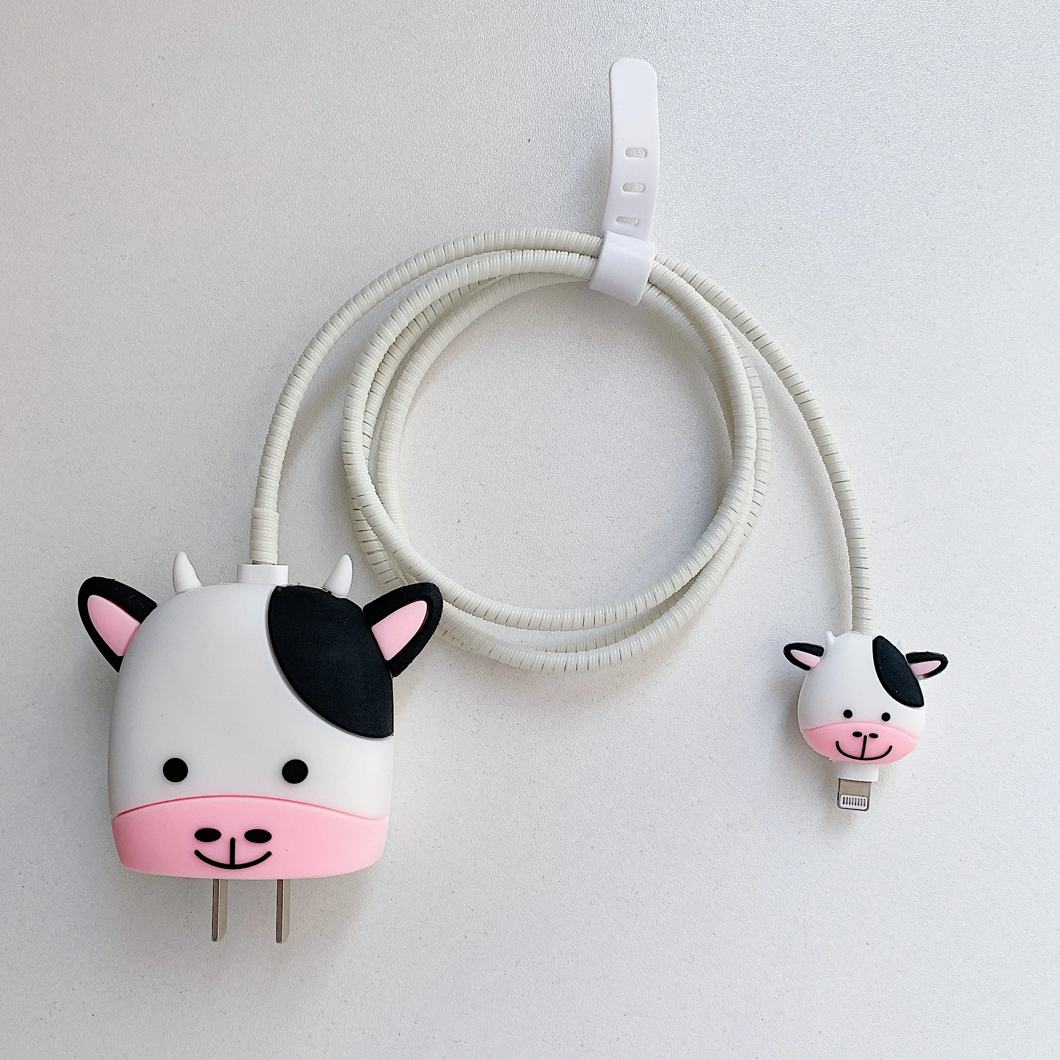 Korea Cute Dairy Cow Soft Silicone Charger Protective Case For IPhone 11 13 14 15 18W-20W Fast Charge Protection Charger Cover