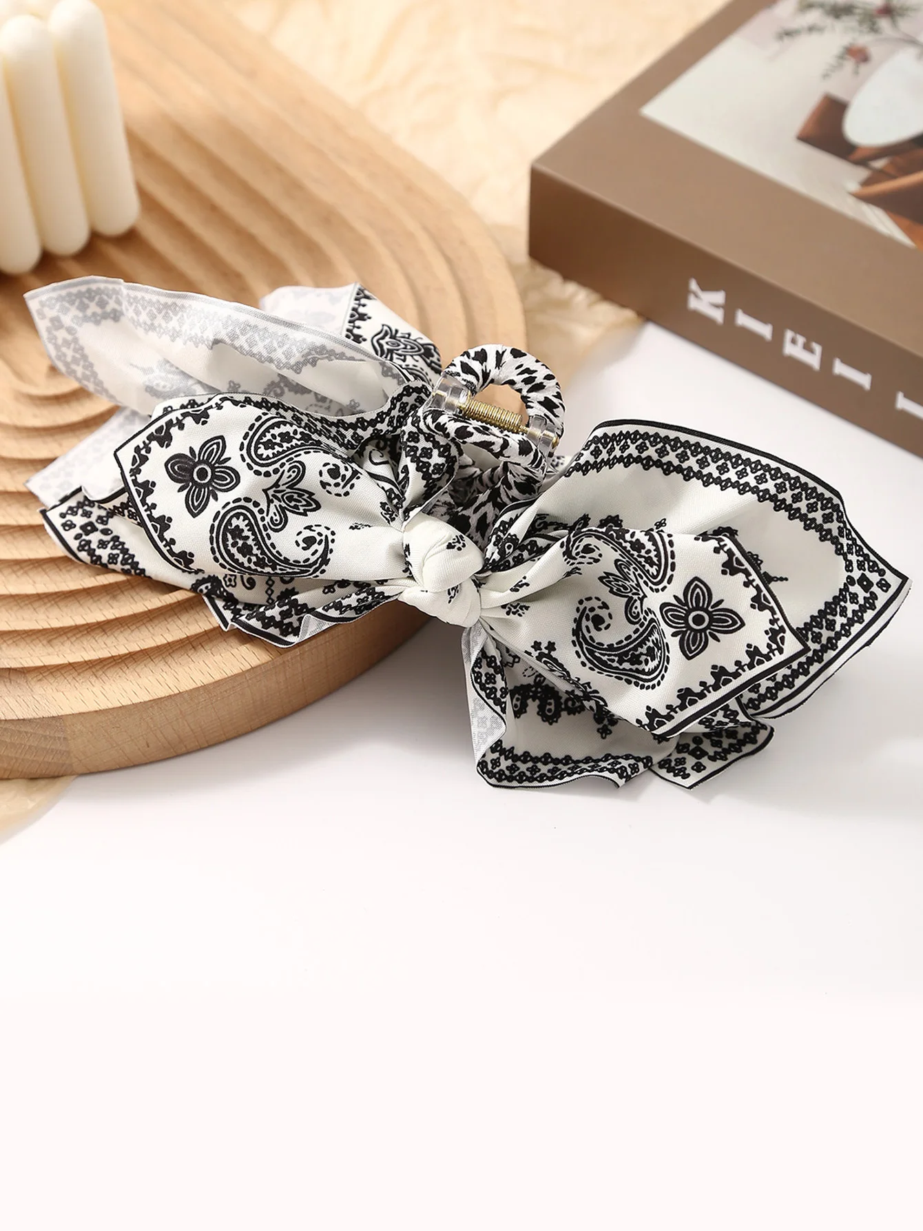 1 szt. damska wielokolorowa kokarda do włosów z kwiatowym nadrukiem, nowa klamra do włosów, codzienna spinka do włosów do zaplatania i modelowania włosów z tyłu głowy.