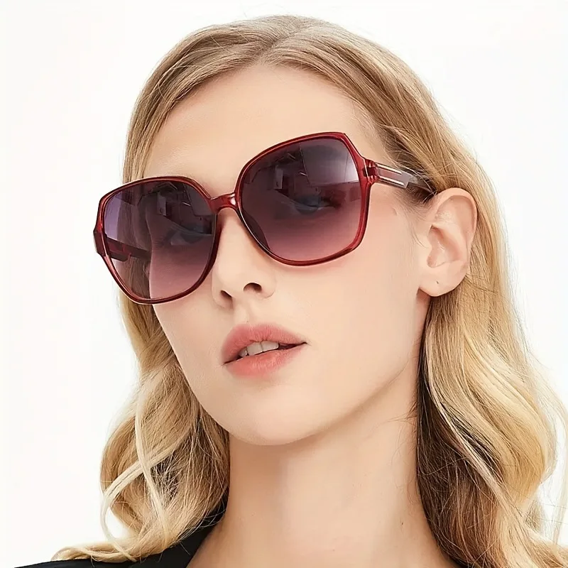 

New Fashion Women Sunglasses Retro Large Frame Sun Glasses Trend Outdoor Holiday Man Eyeglasses Letter Toad Mirror Uv400
