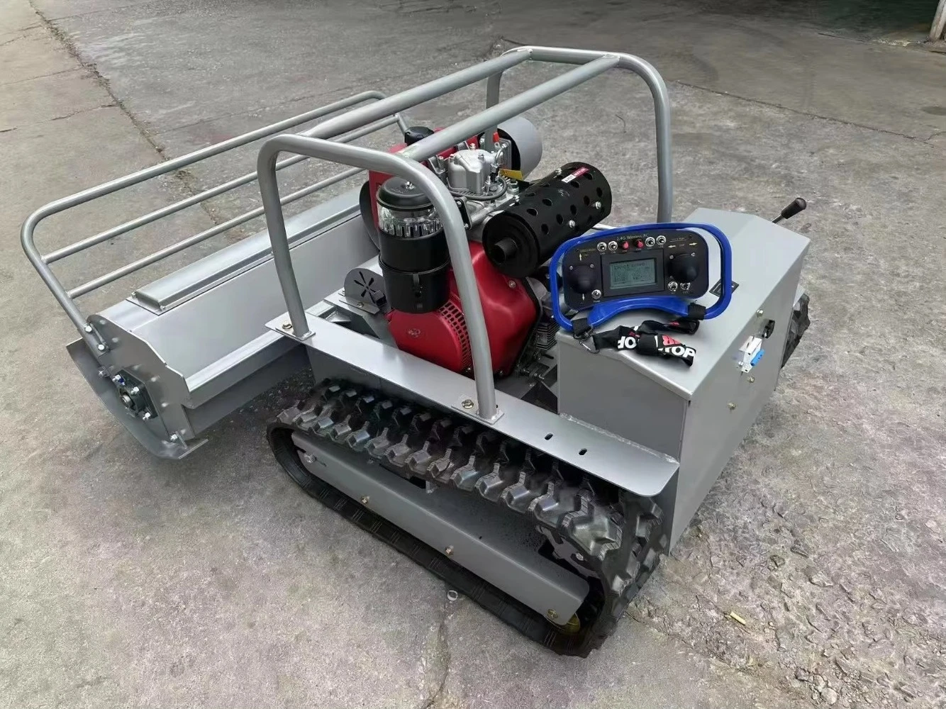 High Quality New Y10 Remote Control Agriculture Brush Cutter Lawn Trimmer Robot Flail Lawn view 3