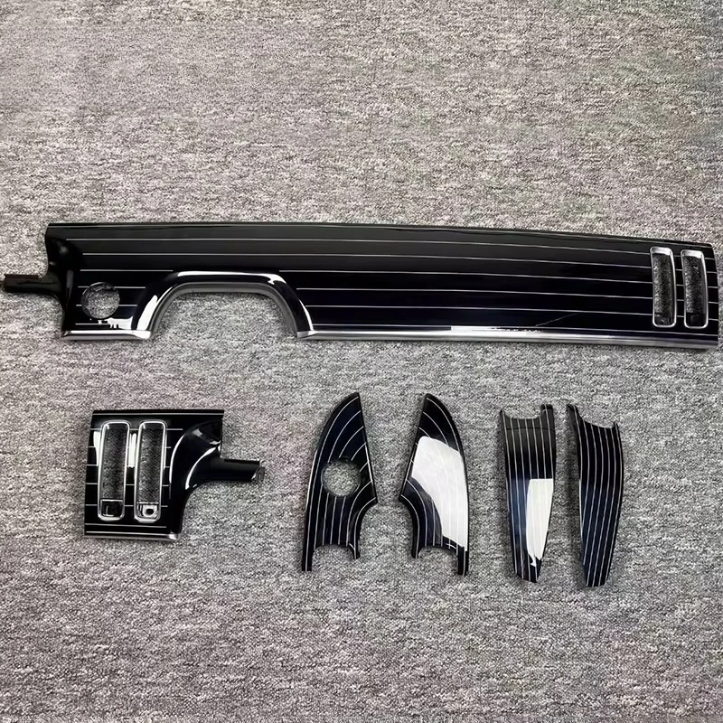 

Карбоновый интерьер для CLS260 CLS300 CLS400 CLS350 W218 W219: Замена штатного карбонового салона автомобиля