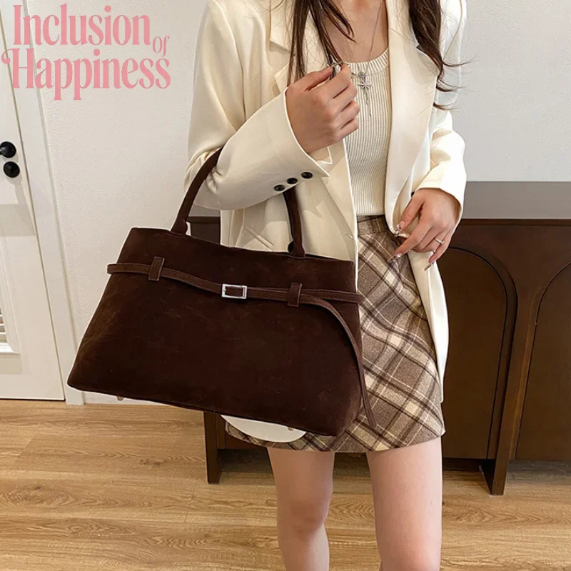Retro Low-key Commuting Versatile Women's Handbag 2026 Fashionable Suede Shoulder Bag Solid Color High-end Velvet Bread