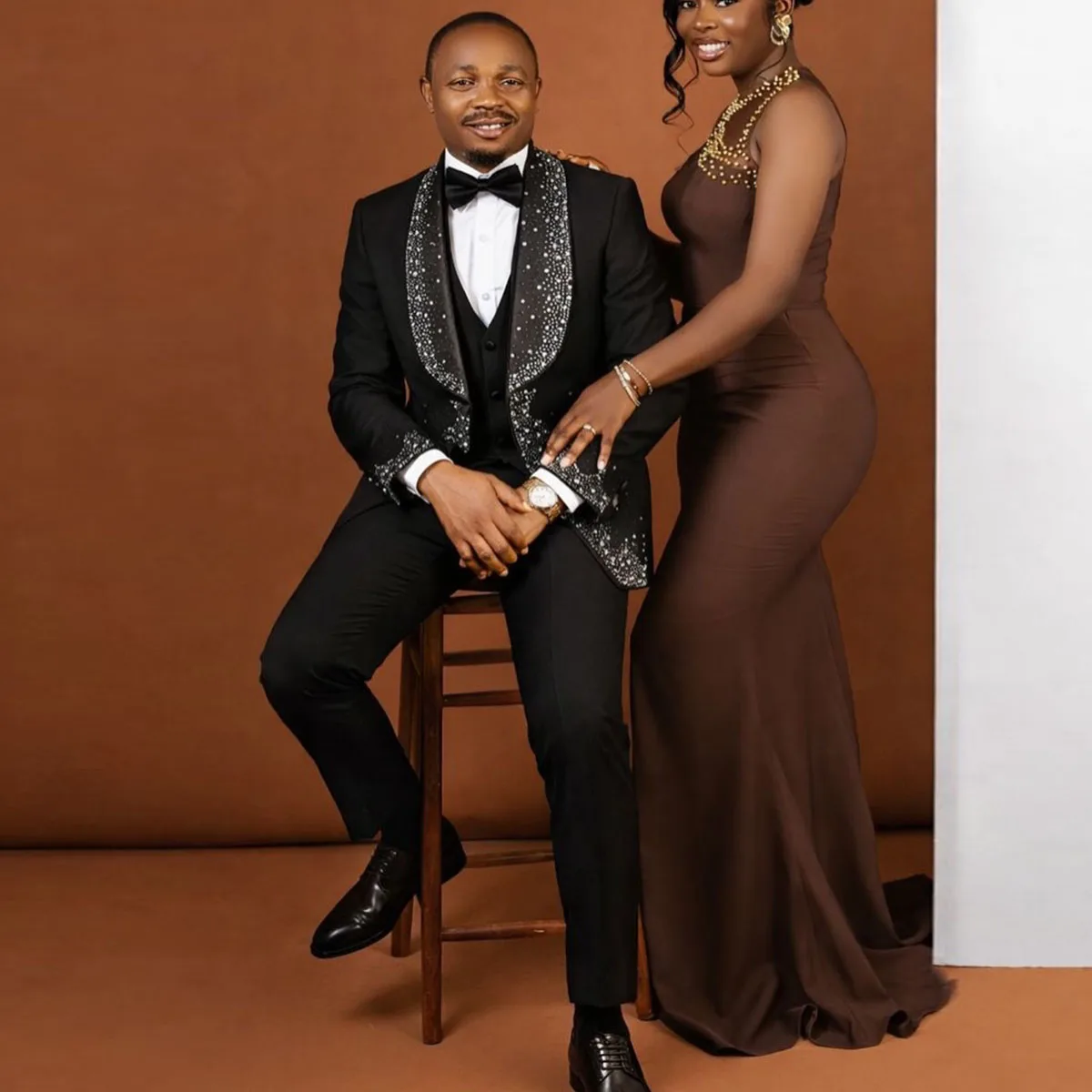 

Индивидуальные свадебные костюмы для жениха с бриллиантами, роскошные мужские комплекты из 2 предметов, приталенные смокинги, блестящие мужские пиджаки для выпускного, костюмы для мужчин.