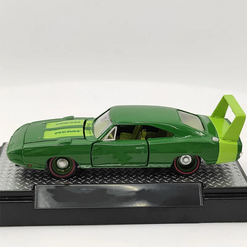 M2 1969 ファニーカー 合金車モデル マシンスケール テーブル放送 合金クーペ おもちゃ 車 モデル クラシック 大人 ギフト 記念品