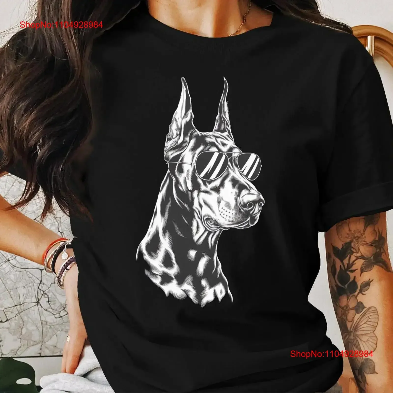 

Стильная футболка с изображением собаки добермана в солнцезащитных очках, крутая модная футболка для влюбленных, уникальный питомец с принтом, винтажная стираная слегка графика