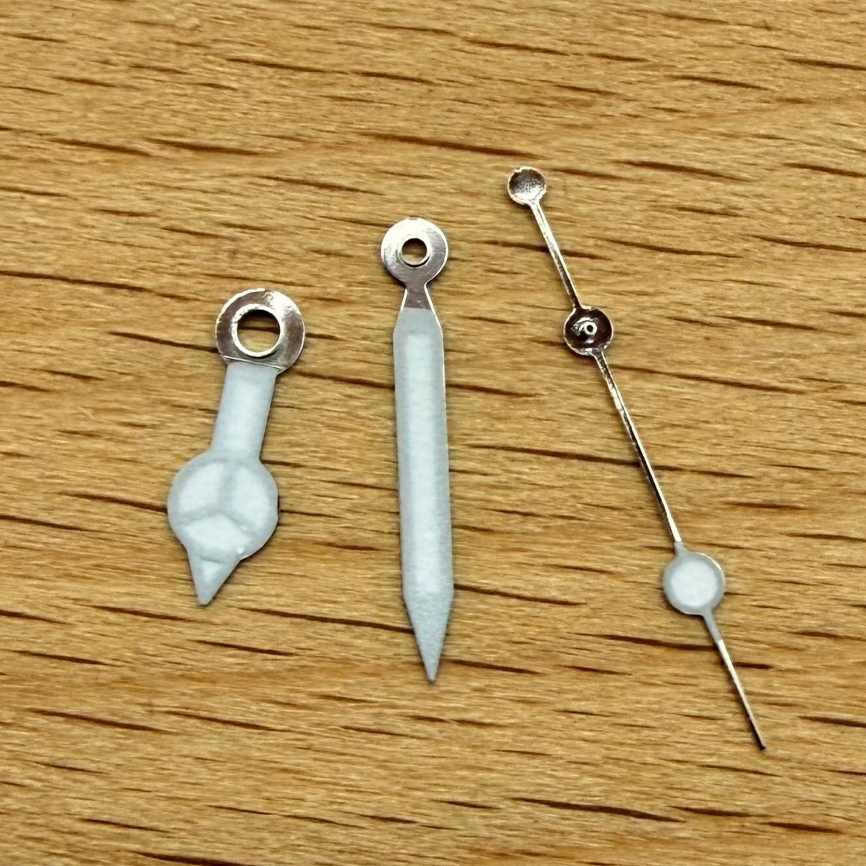 VH31 Quarz-Uhrzeiger Silber Eisblau Leuchtende Stunden-, Minuten- und Sekundenzeiger Passend für VH31 Uhrwerk Reparaturteile Zubehör – Detail 5