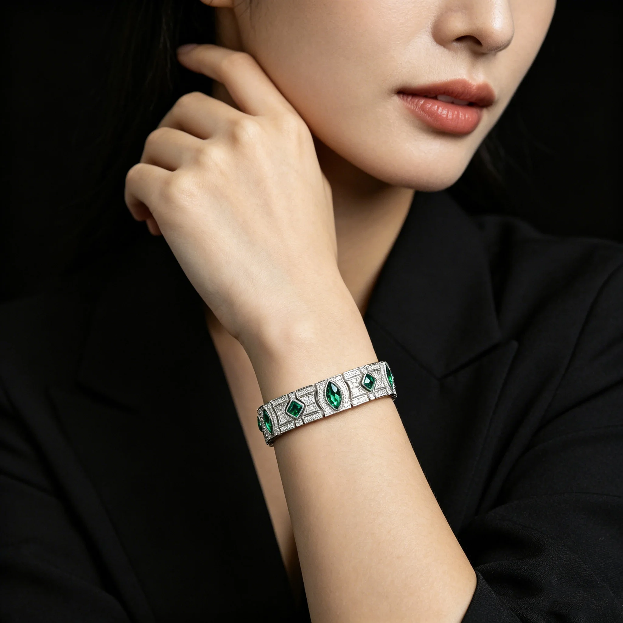 

Vintage Art Deco Artificial Emerald Bracelet Luxury Women's 925 Sterling Silver Statement Fine Jewelry Engagement Banquet Gifts