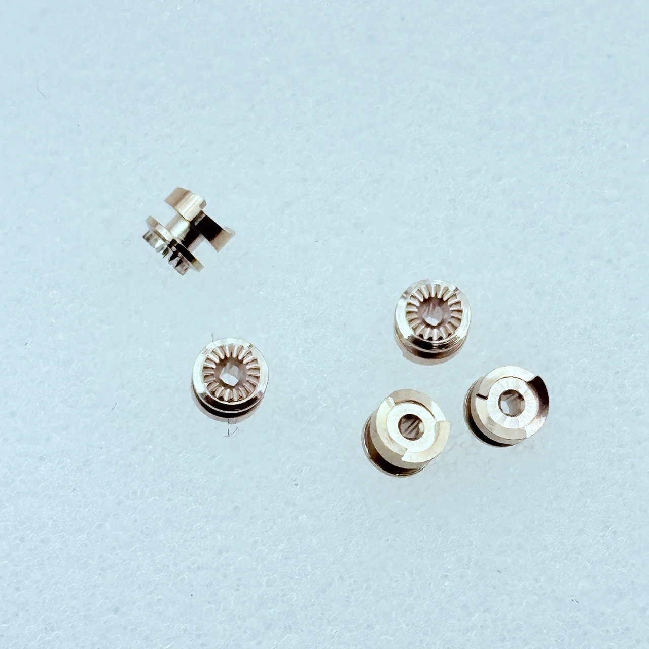 Watch accessories  clutch wheel suitable for 7009 mechanical movement watch repair parts clutch wheel