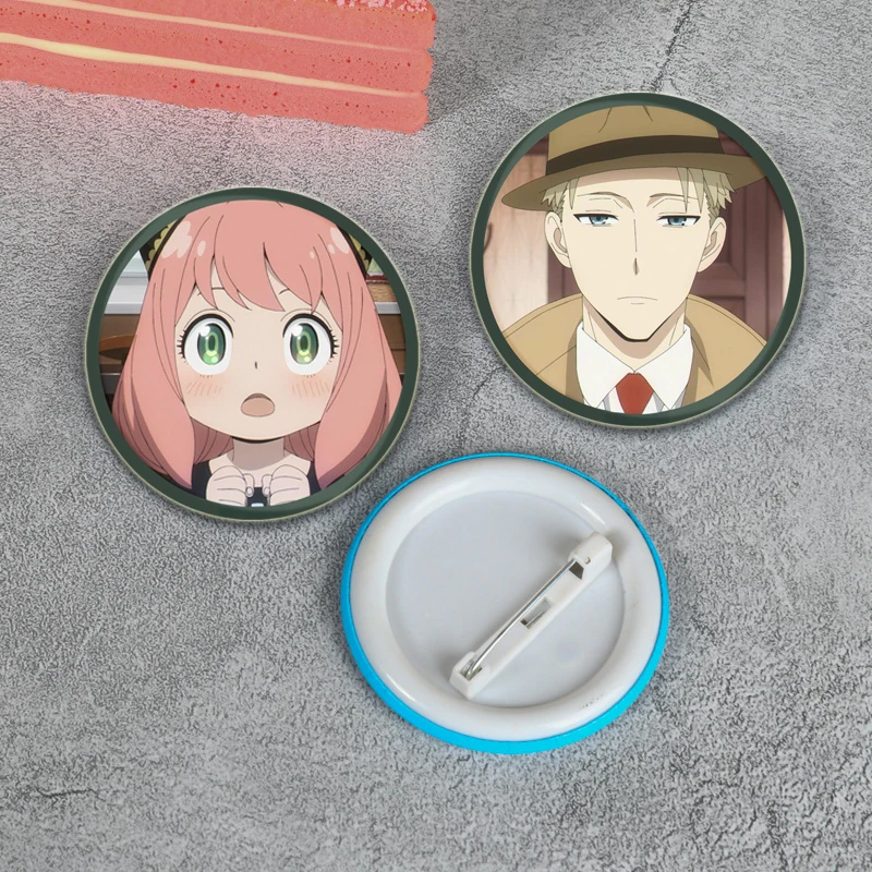 32/44/58MM Anime Round Pins Cartoon Character Forger Anya Yor Loid Briar Yuri Badges Cosplay Handmade Tinplate Brooch Gifts