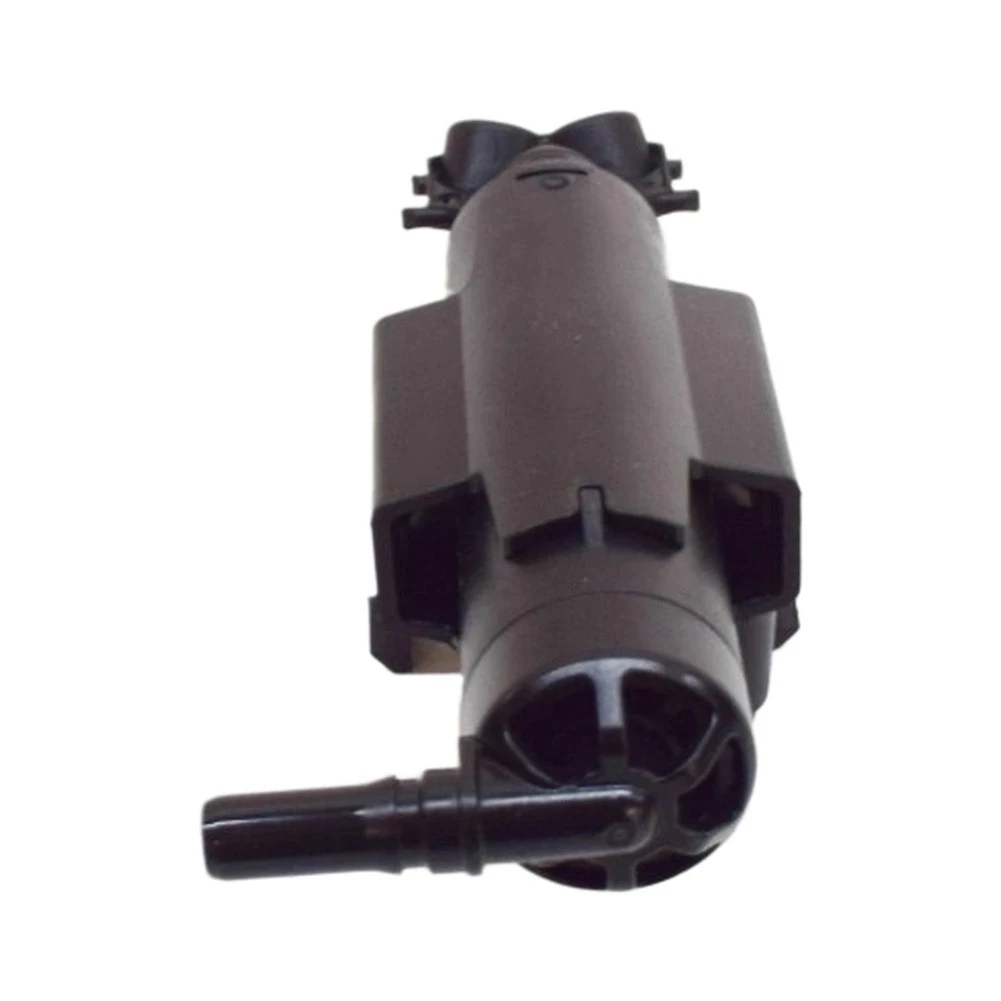 /Headlight Washer Nozzle/ For Ford For Kuga 2017-20 GV4113L015AE GV4113L014AE Plastic Windshield Water Sprayer Replacement Part