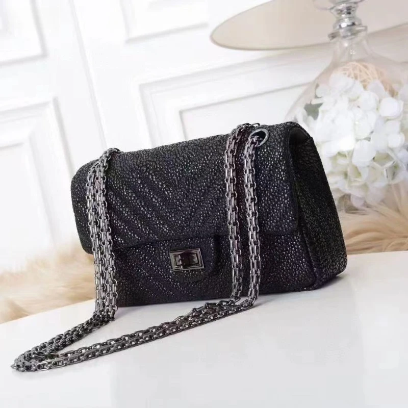 

Nouvelle Mode Sac à Chaîne en cuir Sporitable Sac pour femmes Senior Sensationnel Wild One Bandoulière Sac à Bandoulière косой