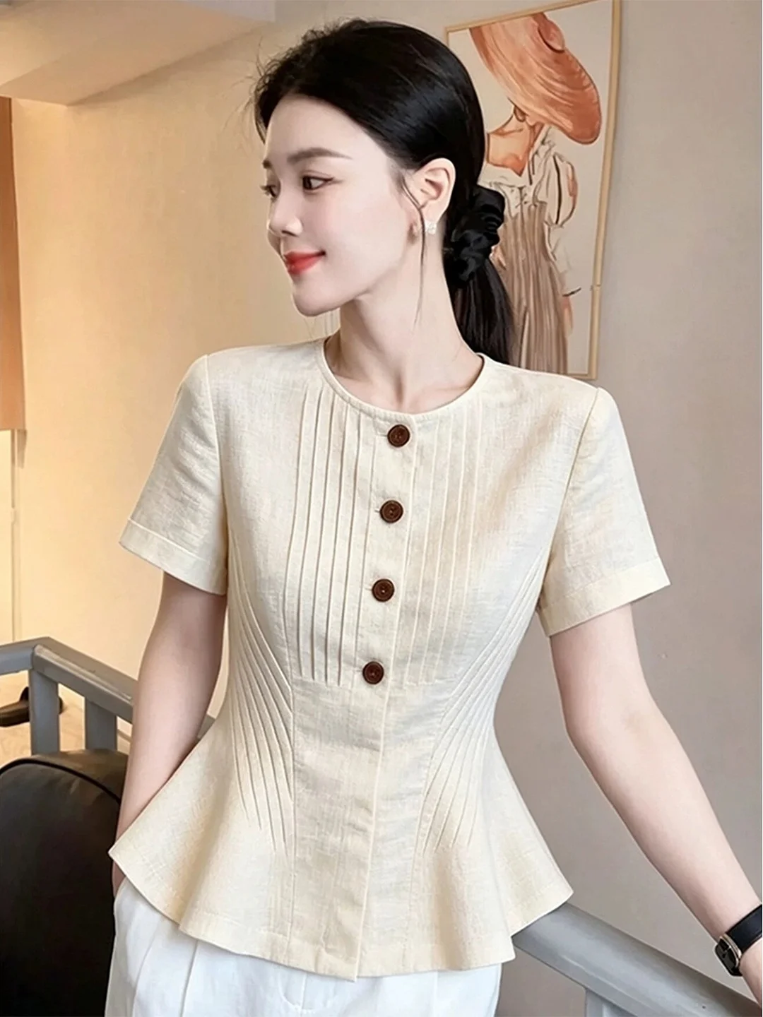 

Unique Single-Button Short-Sleeve Shirt Slimming Waist Design Commute Versatile Summer Fashion Korean Style Straight Cut Shirt