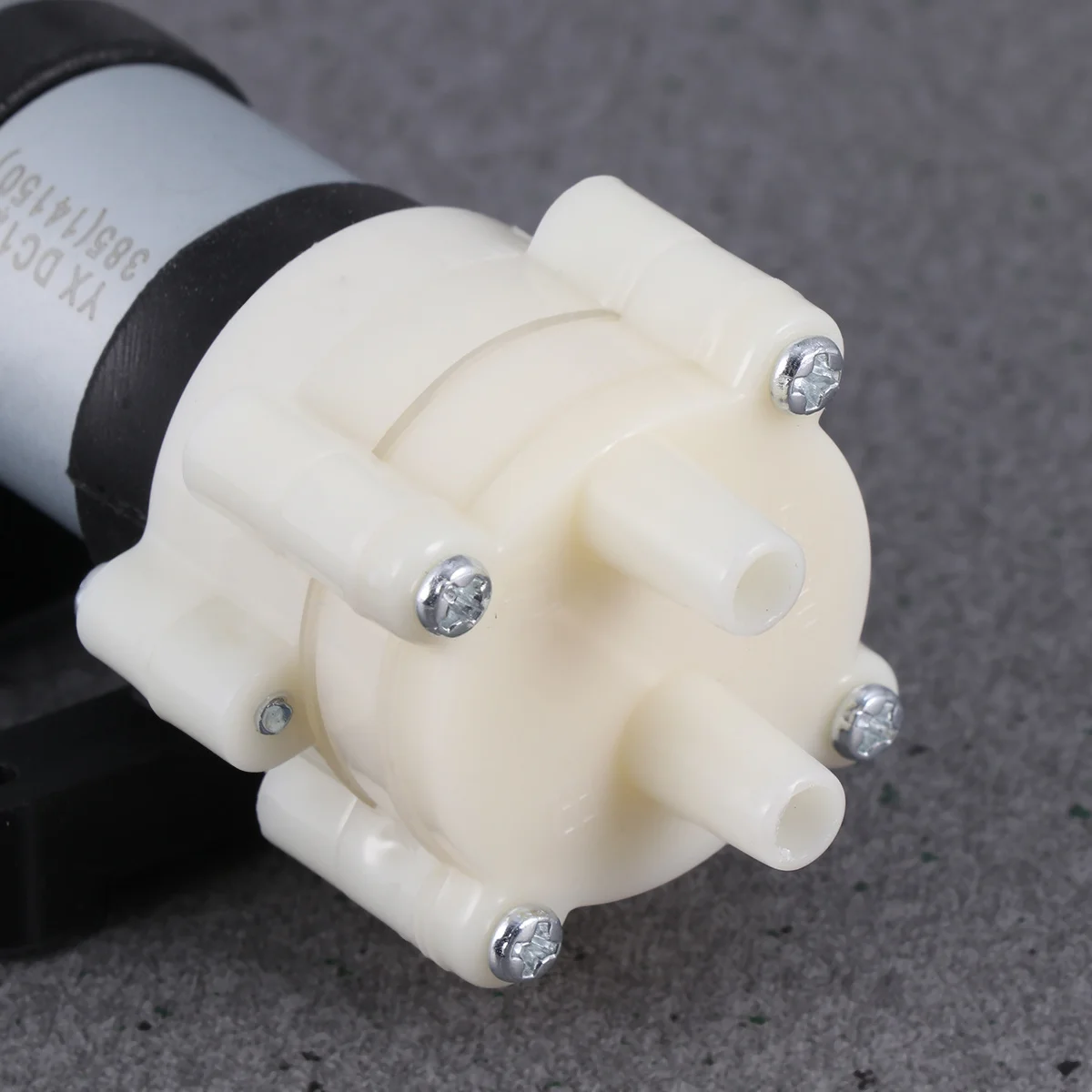 

Mini Diaphragm Pump 6-12V Aquarium Fish Tank Durable Plastic Anti-Slip Compact Water Change Micro Circulation Pump