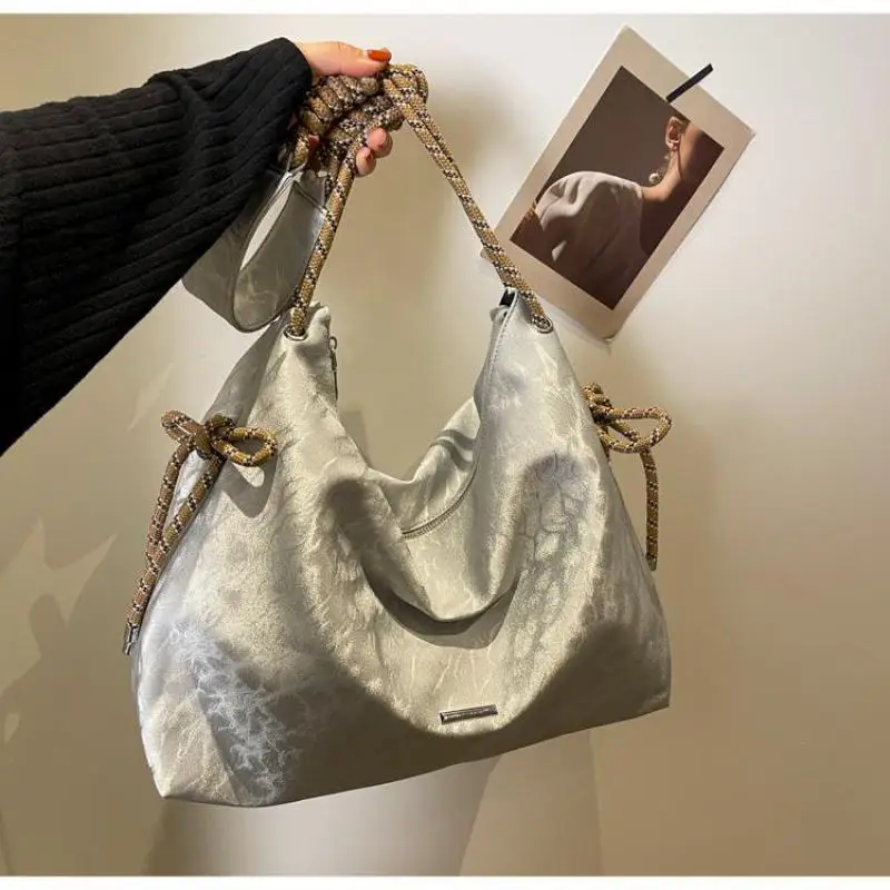 2024 Trend Water Ripple Big Bucket Bags For Women Female Designer Silver White Shoulder Bag Handbags Hobo Bag Crossbody Bag