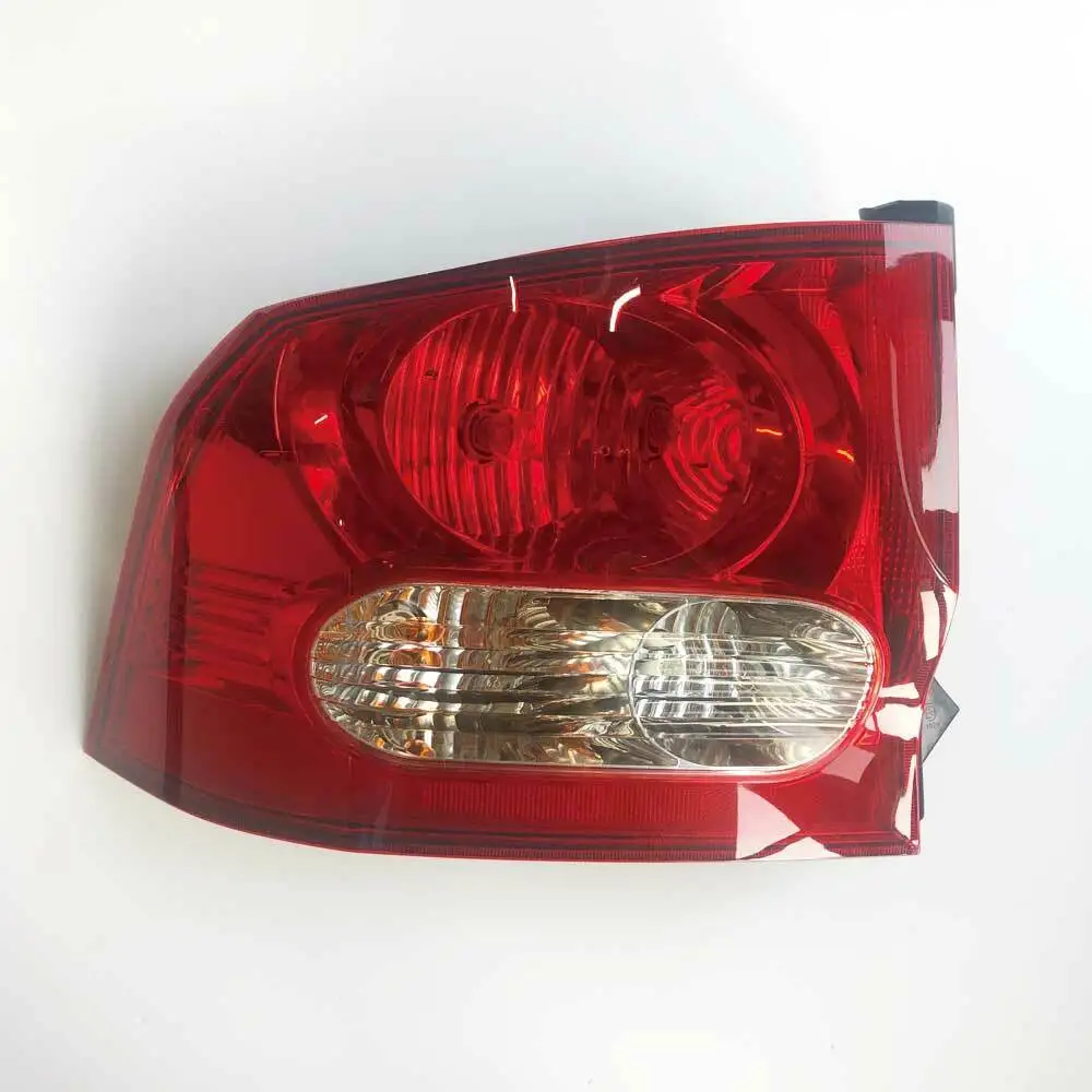 8360131015 8360131005 Genuine Left Lamp Assy-RR Combination For Ssangyong LHD Actyon  2006-03-01 ~ 2012-12-31