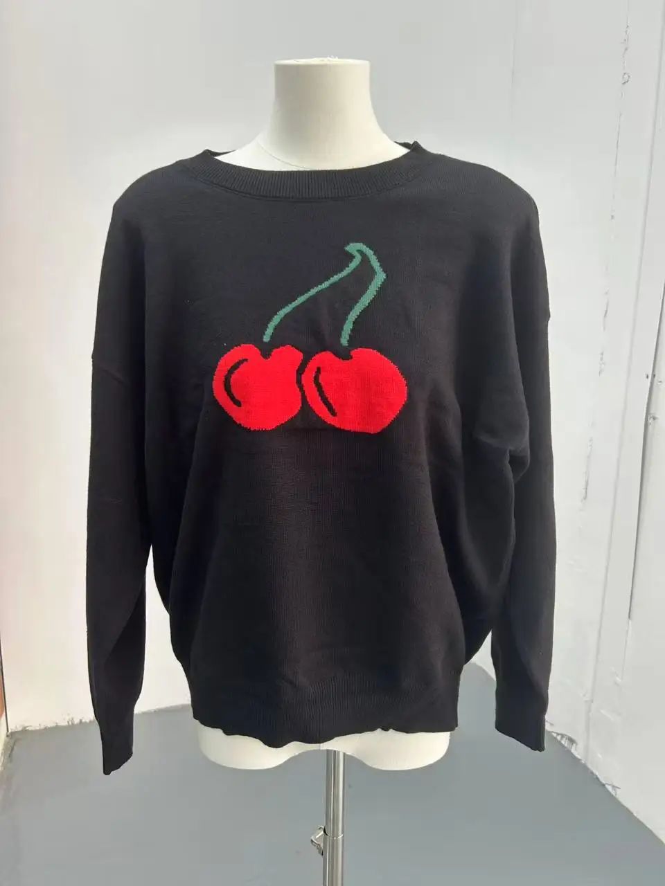 Women's New Round Neck Knit Sweater Loose Fit Cherry Print Top Cozy Oversized Long Sleeve Trendy Lazy Chic Style Soft Wool Blend