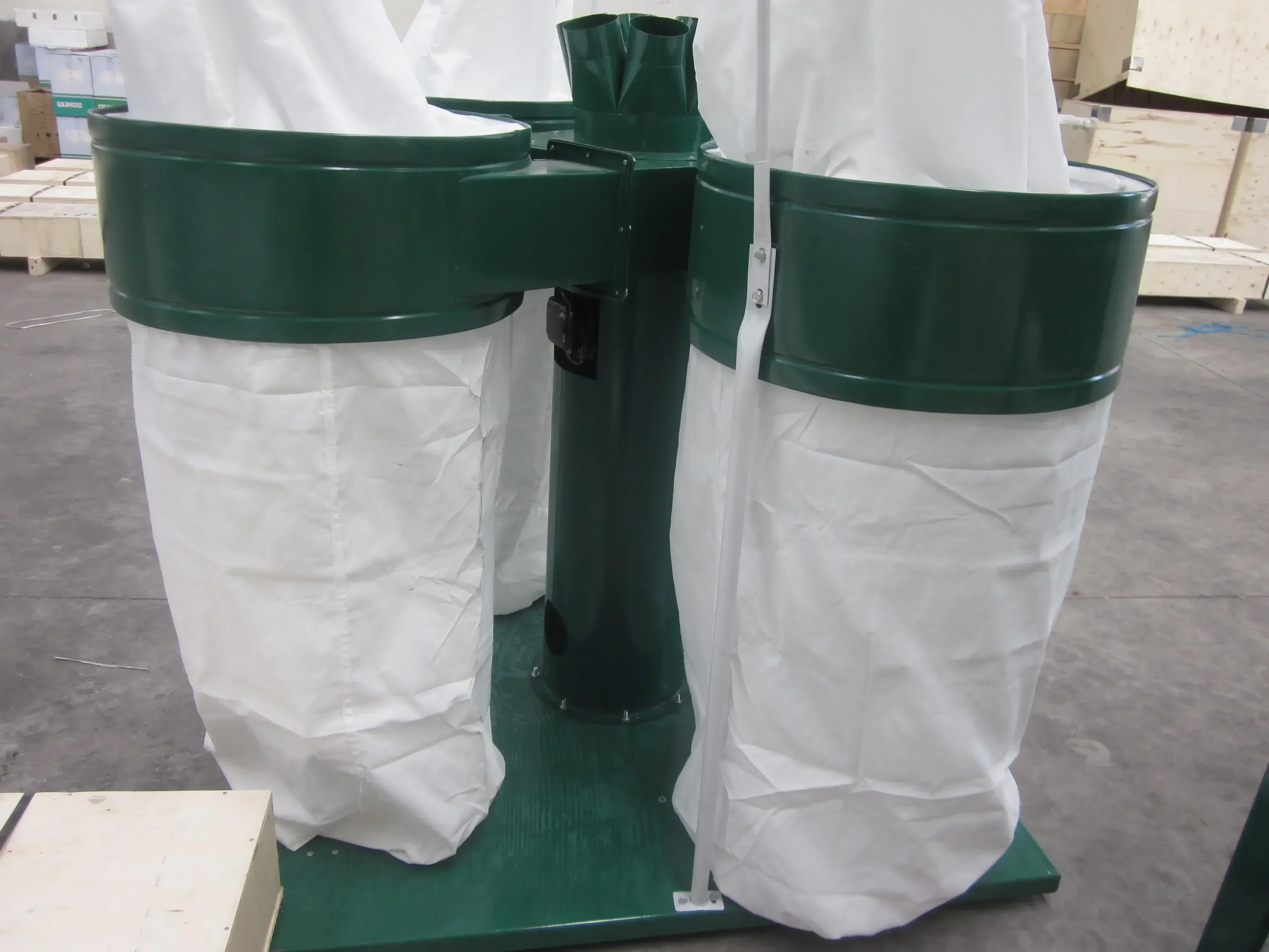

Excellent Top Quality Hot SalesIndustrial Dust Collector Vacuum Cleaner MF9030