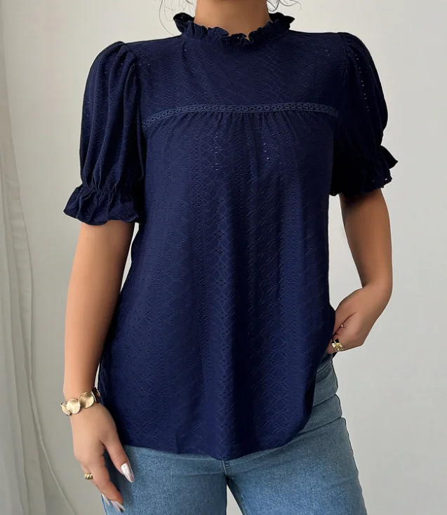 

Simple and Fashionable Lace Collar Hollow Out Shirt for Summer Women, Elegant Solid Color Bubble Sleeves, Pleated T-Shirt Top