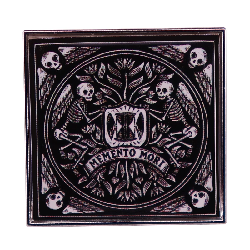 Skull Memento Mori Badge Death Art Brooch Pin Jewelry