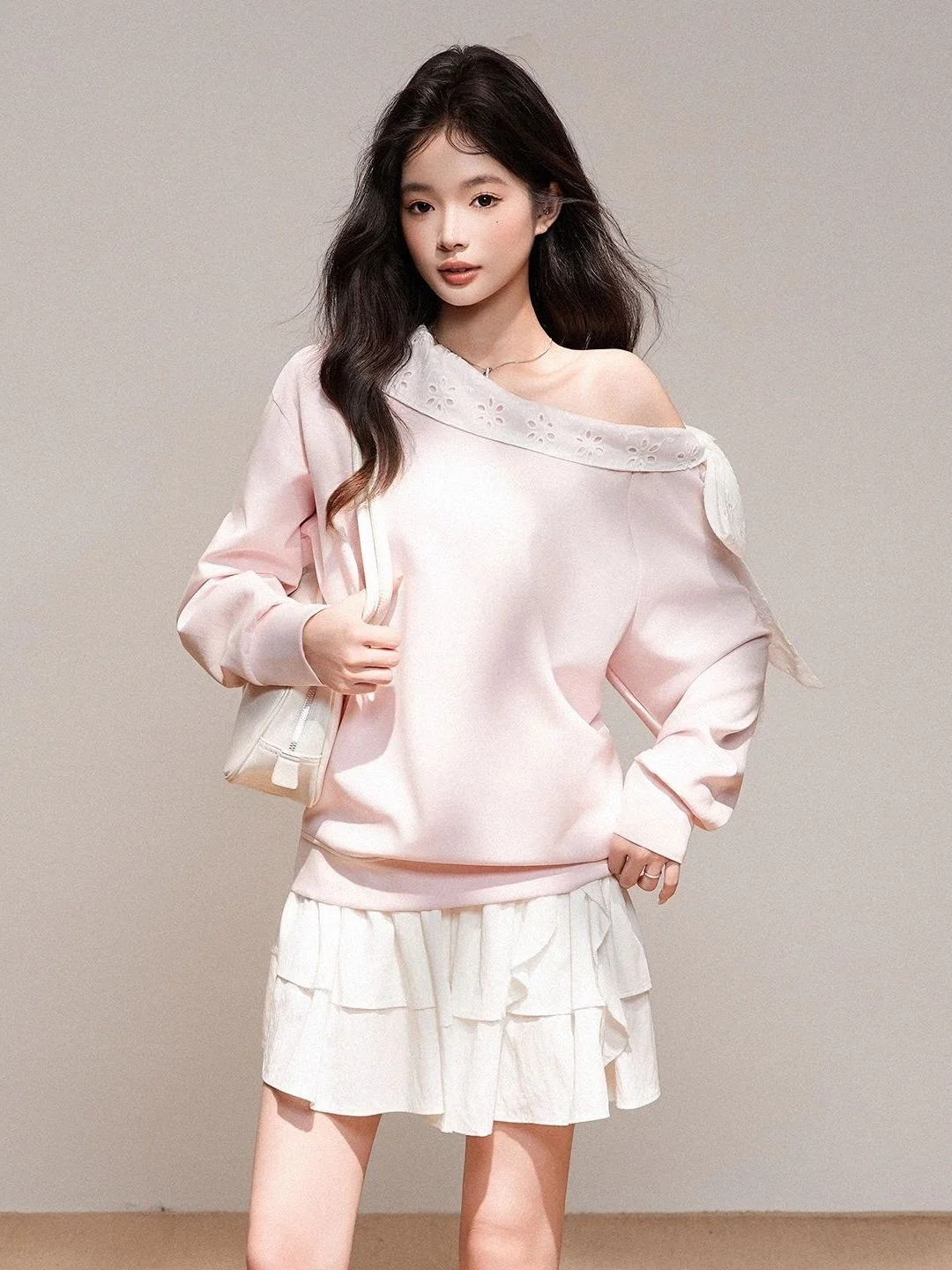 

Korean Style Long Sleeve Hoodie Women's Loose Fit Slimming Shoulder Bow Tie Sweatshirt Spring Autumn Winter New Arrival