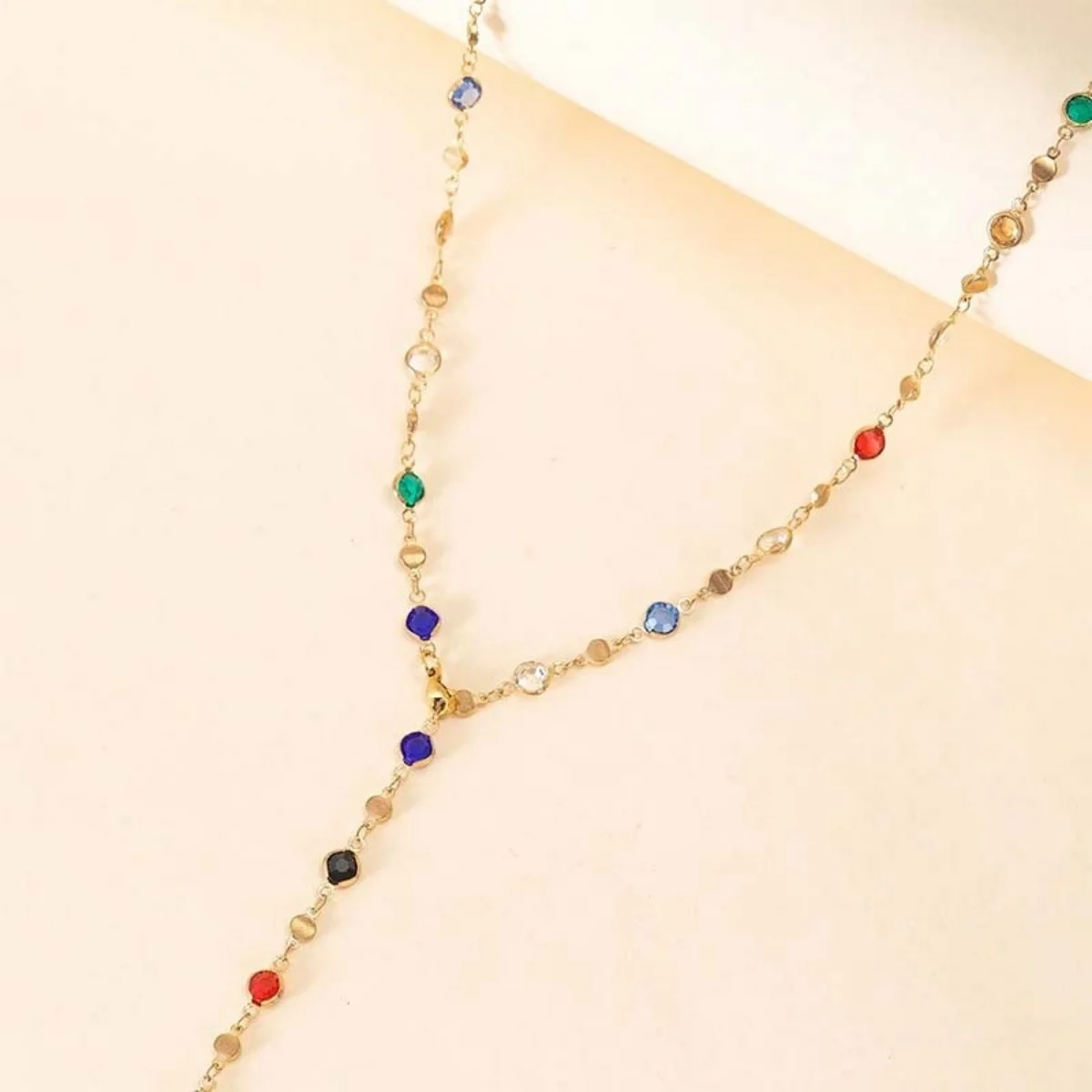 Leichter Luxus Funkelnde Bunte Strass-Quasten-Halskette für Frauen Eleganter Exquisiter Kristall Y-förmiger Choker Brautjungfern-Schmuck – Detail 32