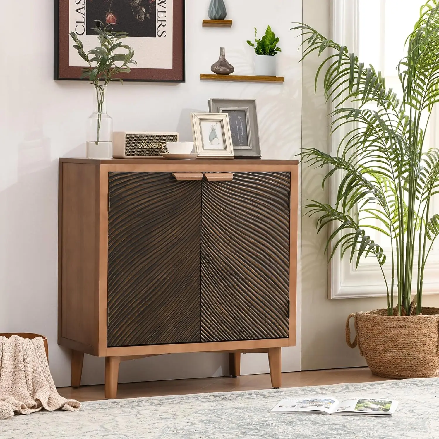 Sideboard-Buffetschrank mit strukturierten Türen, moderner Aufbewahrungsschrank mit diagonalem Wellenmuster, rustikaler brauner Credenza für den Flur