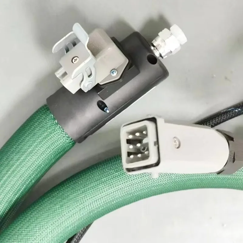 

Replacement Of Rabotech Heated Hose 1.8 Meter Max 160 Bar