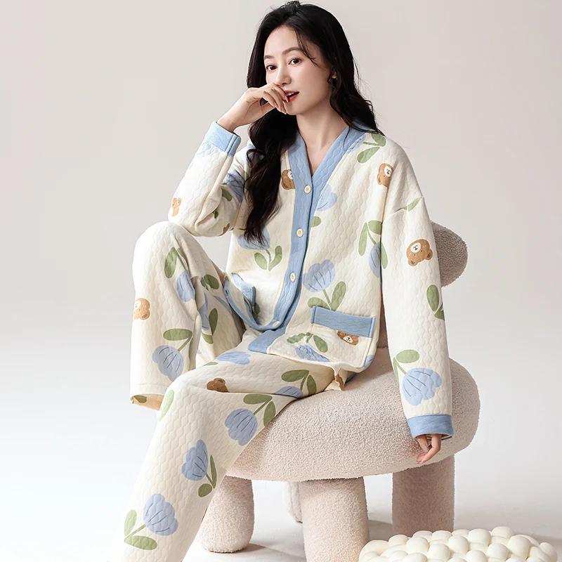 Lovely Cartoon Women's Autumn Winter Pajamas Long-Sleeved Thin Cotton Quilted Warm Sleepwear Home Clothes V-Neck Pijamas Mujer