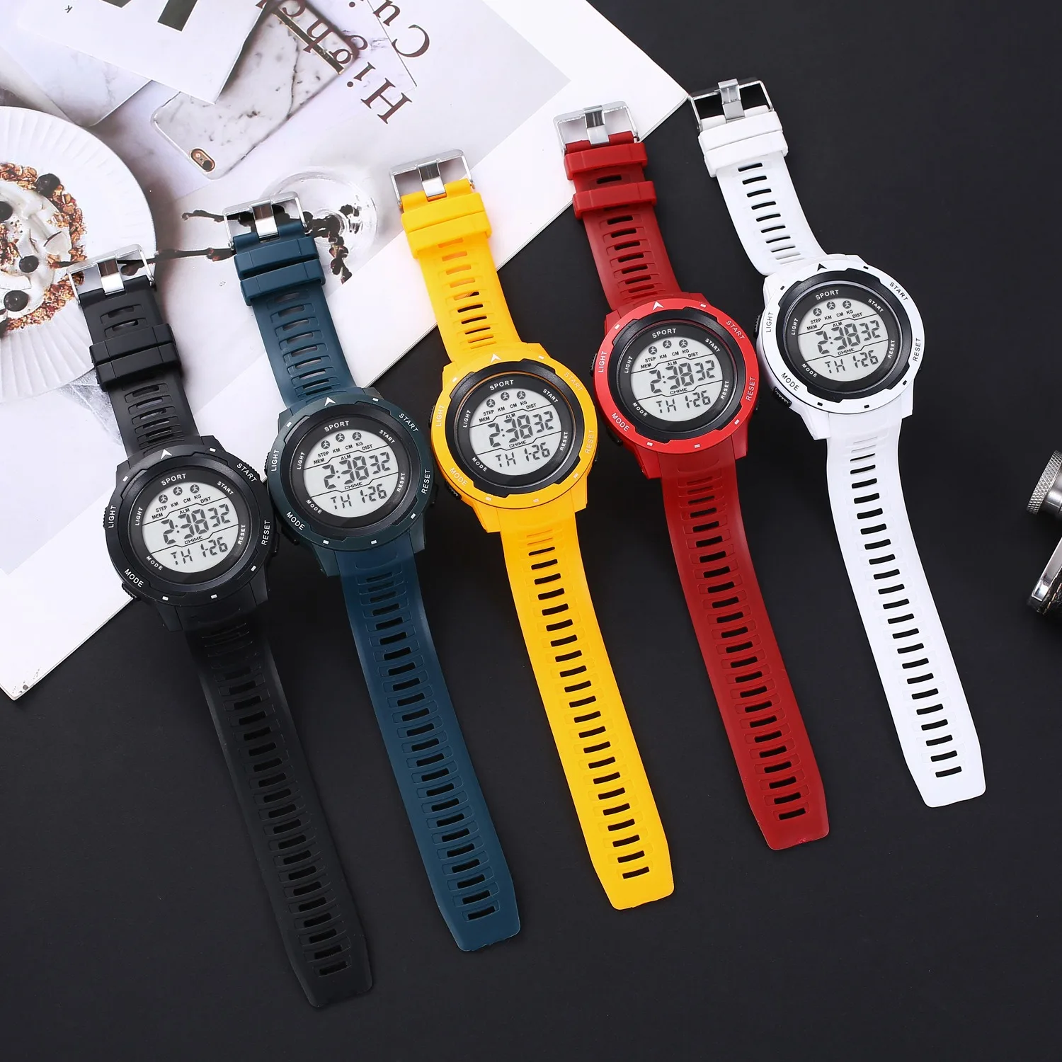 Jam Tangan Elektronik untuk Pria Jam Tangan Olahraga Luar Ruangan Stopwatch Kalender Tahan Air Jam Digital LED Multifungsi untuk Pria Anak Laki-laki Remaja