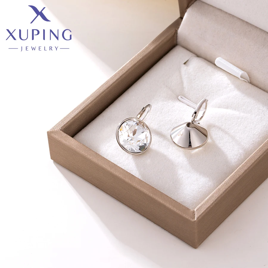 Xuping Jewelry Fashion Trendy Popular Platinum Color Crystal Earring for Women Girl Birthday Gift A00615428