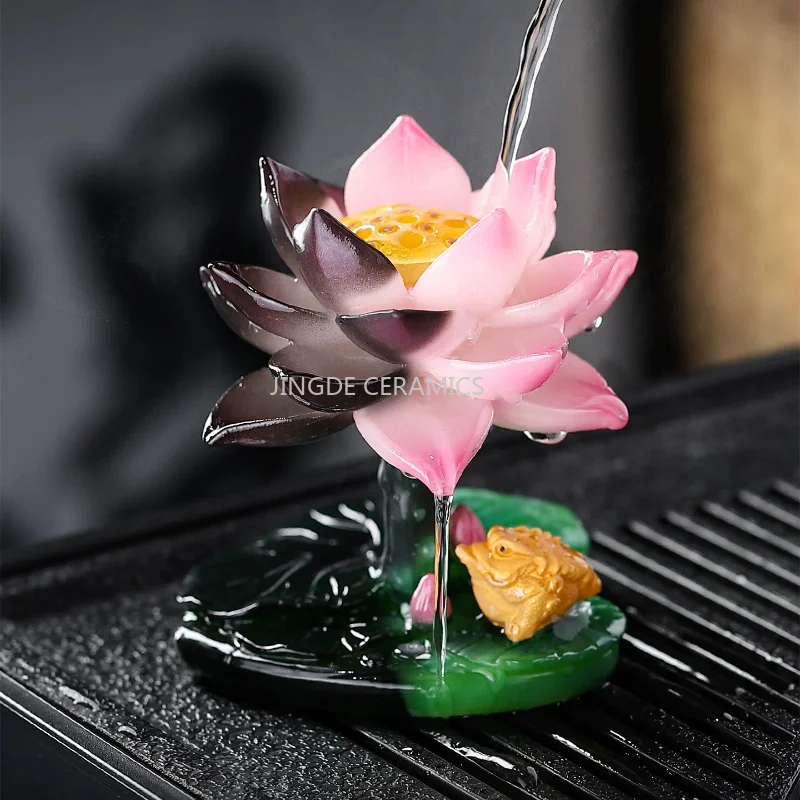 Resin Color‑Changing Tea Pet Lotus Golden Toad Figurine Kung Fu Tea Table Ornament Tea Ceremony Decor Home Desk Craft Gift