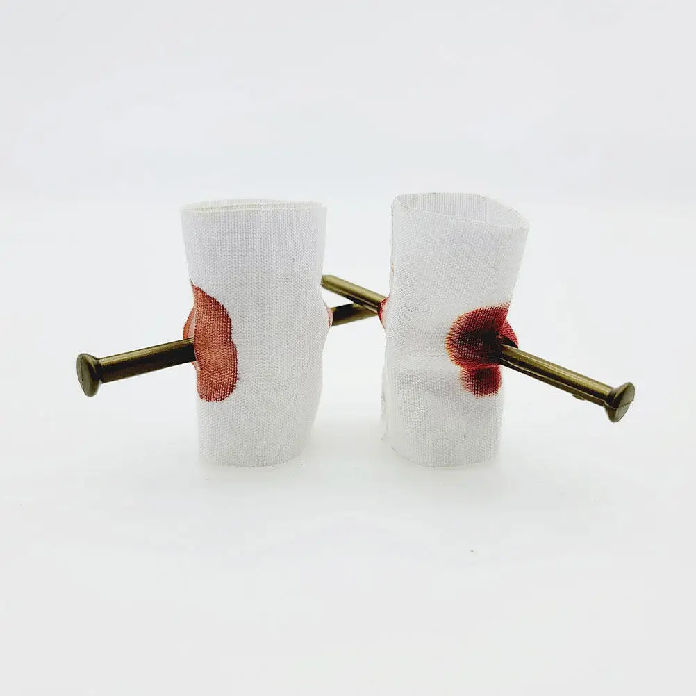 6Pcs Nail Through Finger Prank Props Creative Trick for Halloween April Fools Party Scary Supplies