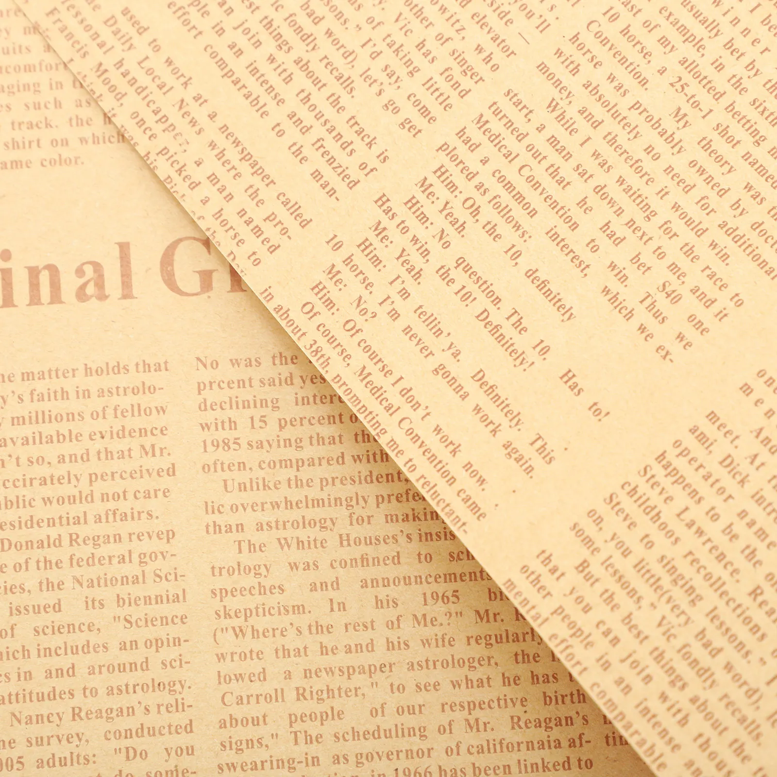 

20Pcs Brown Kraft Wrapping Paper Newspaper Print Vintage Retro Gift Wrap for Bouquet Wedding Birthday Festive Occasions