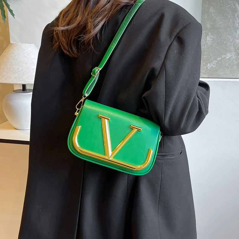 

High End Minimalist Small Bag Niche Design Handheld Shoulder Crossbody Adjustable Strap Fashion for Travel Daily Use