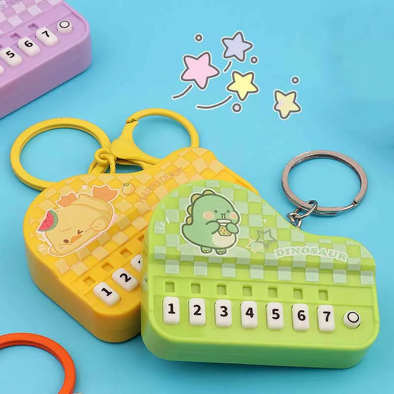 Creative Mini Cartoon Cute Piano Keychain Pendant Handheld Game Machine With Lights Music Simulation Electronic Piano Toy Gifts