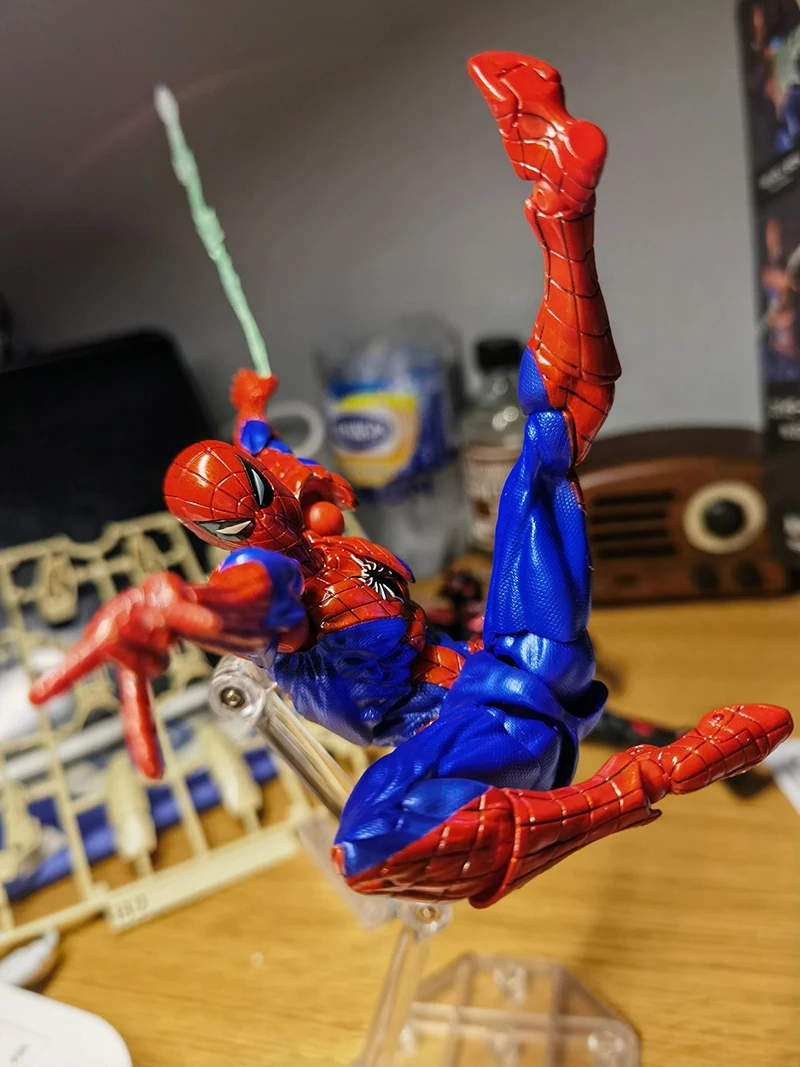 AMAZING YAMAGUCHI Spider 2.0 Actionfigur PVC Bewegliches Sammlermodell 16cm Revoltech Peter Parker Figuren Spielzeug – Detail 6