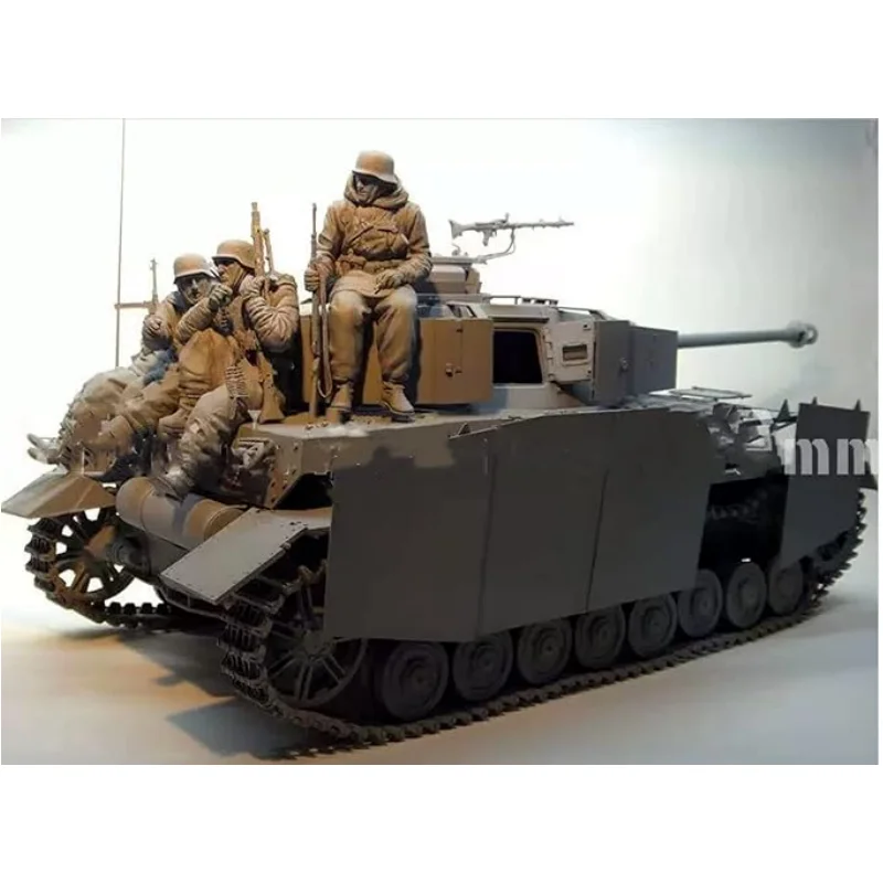 1/16 Resin model Kit GK, military theme, (6 people without tank) unassembled and unpainted 497C