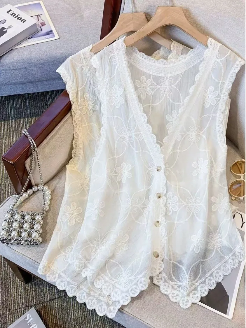 

Summer Loose Casual Embroidered Hollow out Vest Large Size Women's Sleeveless V-Neck Outerwear Tank Top Fashionable Commute