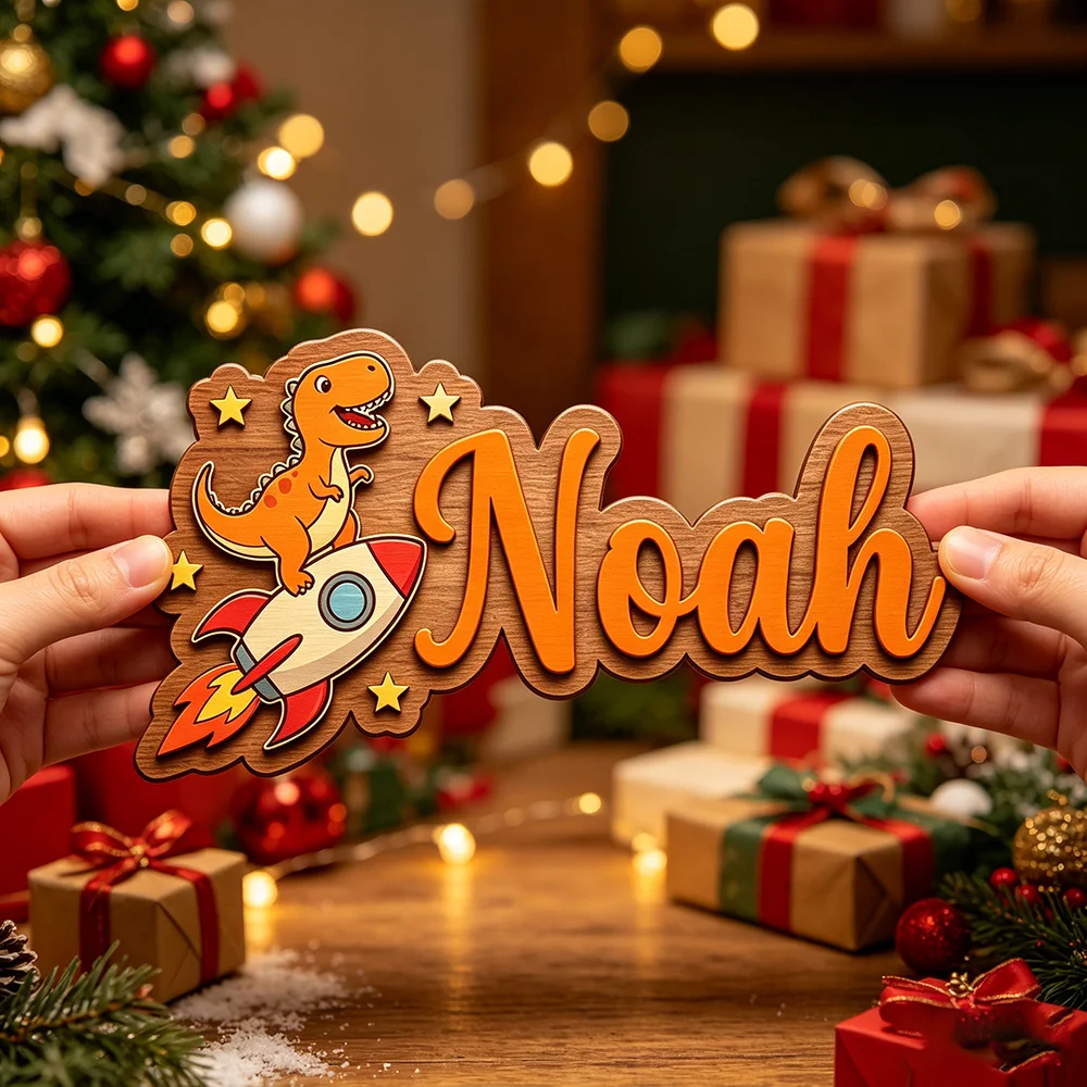 Placa con nombre personalizado de dinosaurio espacial para el bebé más querido, decoración de pared para habitación infantil con diseño de cohete unisex
